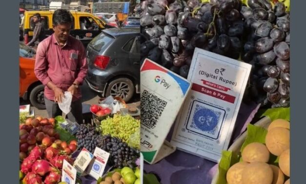 Anand Mahindra Purchases Fruits using RBI’s First Digital Currency, Praises the Fruit Vendor as well