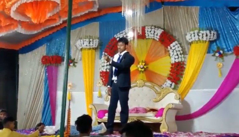 Bride Refuses to Marry Groom for Singing Shah Rukh Khan Song During Wedding in Uttar Pradesh