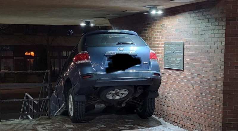 Drunk US Woman Drives Car into Police Dept & Drives Down Stairs, Puts Blame on GPS