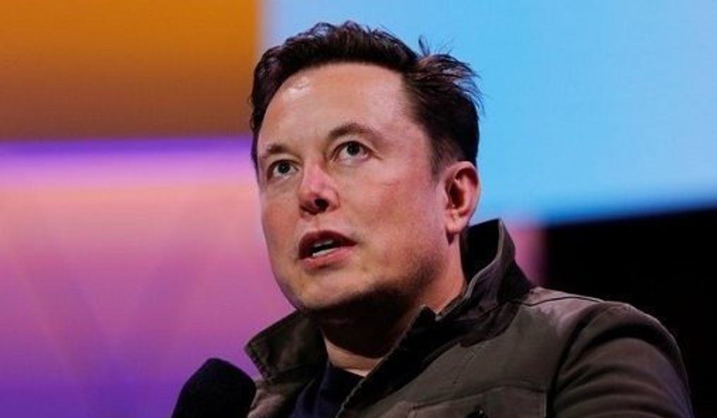 Elon Musk threatened and targeted by Anonymous: a group of hackers on the Internet