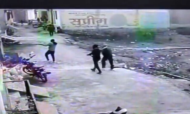 ‘Gangs of Madhya Pradesh’ : Armed Goons Fire Incessantly Over Disputes in Morena, Gwalior | Watch