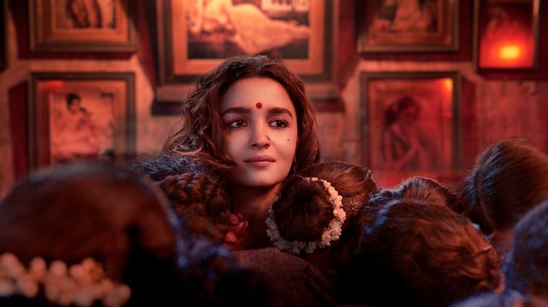 Gangubai Kathiawadi Trailer Out: Alia Bhatt Steals the Show as Kamathipura’s Furious Queen, Succeeded to Captivate Fans