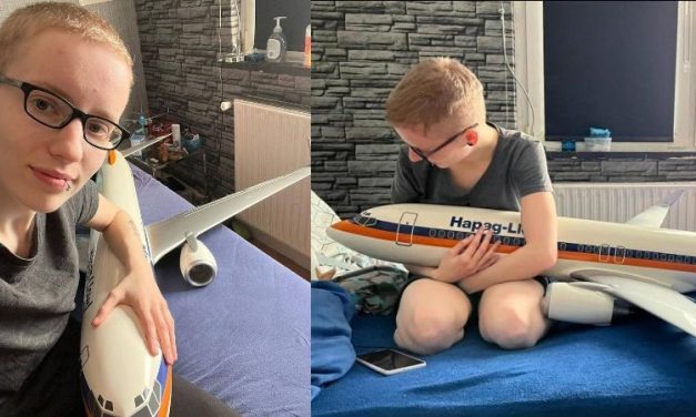German Woman Opens Up About her ‘Relationship’ with Plane Called ‘Dicki’, Calls it ‘Boyfriend’ and Wants to Marry It