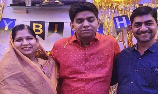 Indore: Visually Impaired Student Gets Rs 47 Lakh Package from Microsoft, Aims to Work with AI