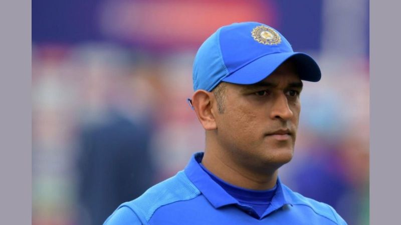 MS Dhoni Steps Down as CSK Captain Ahead of IPL 2022, Twitter Reacts as Ravindra Jadeja Given Reins