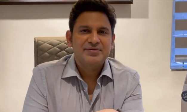 Manoj Muntashir Plagiarism Allegations: Lyricist Claims “None of my creations are 100% original”