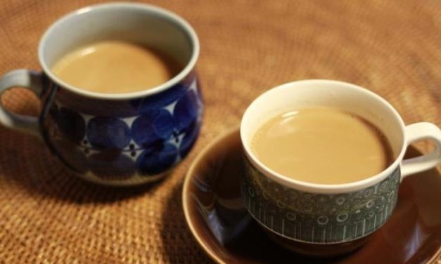 “Cut Down Consumption by 1-2 Cups”: Pakistan Asks People to Drink Less Chai Due to Economic Burden