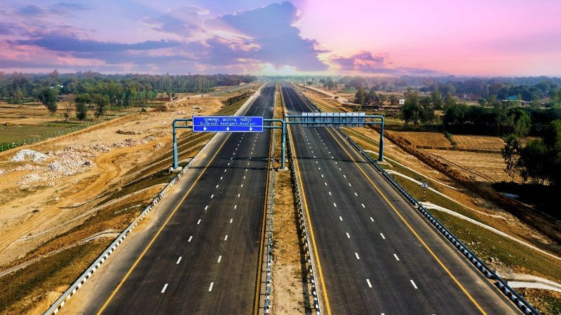 Purvanchal Expressway: PM Modi Inaugurates India’s Longest Expressway, Enjoys IAF Air Show