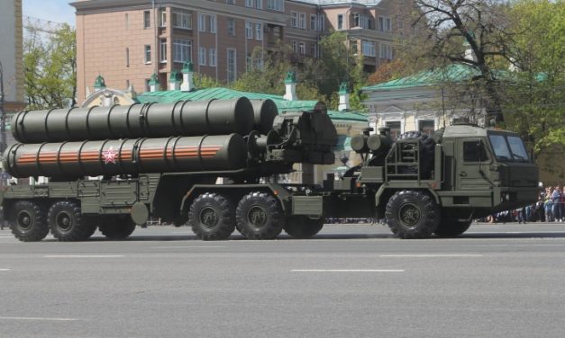 The Deliveries of S-400 Air Defence Systems Began from Russia to India: Putin visited Modi