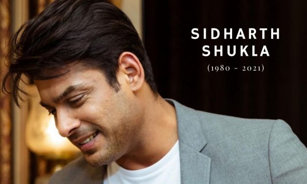 Sidharth Shukla Funeral – Fans, Friends & Family Come Together to Bid the Actor Final Goodbye