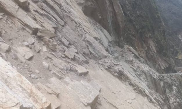 300 People Stranded After Landslide in Uttarakhand Washes Away Road