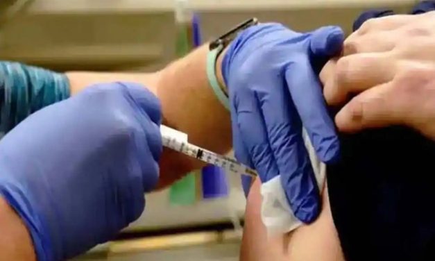 BMC asks Centre for permission to take vaccination drive door-to-door; Centre denies receiving request