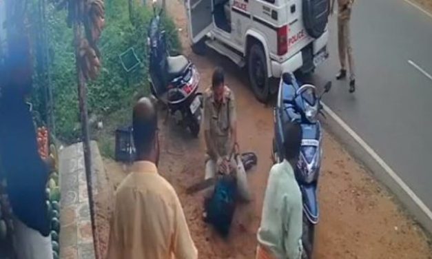 Video: ‘Real Singham’ Fights Machete Wielding Local in Kerala, Manages to Control him After Getting Stabbed