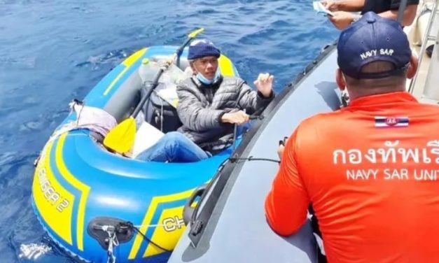 Vietnamese Man Tries Rowing 2,000km from Thailand to Reunite with Wife in India – Shows True Meaning of ‘Saat Samandar Paar’